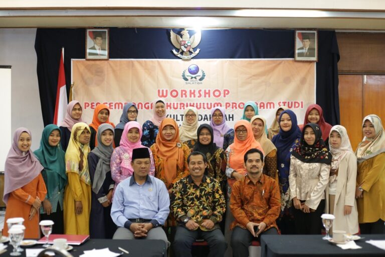 workshop pengembangan kurikulum PI