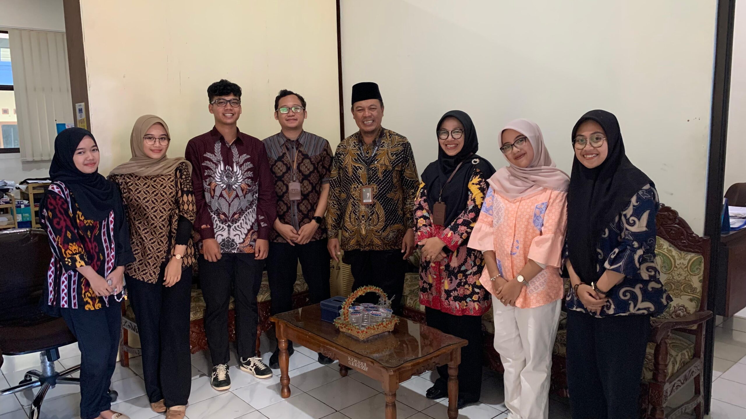 Penyerahan Mahasiswa PPL di PDAM Kota Salatiga